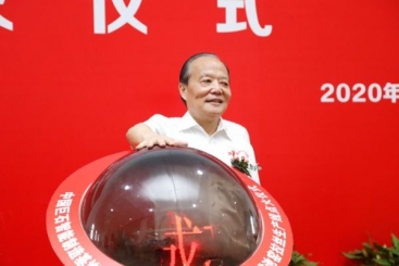 中国JXF吉祥坊智能制造基地第二条年产15万吨玻纤生产线胜利点火